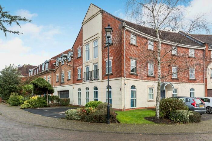 2 Bedroom Apartment To Rent In Holland House Road, Walton-Le-Dale, Preston, PR5