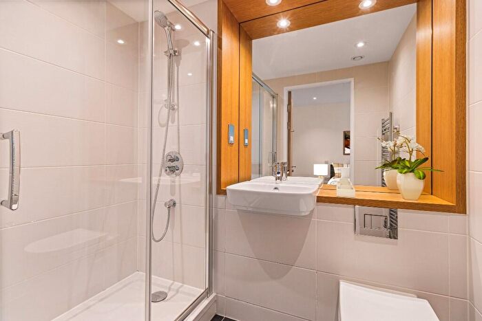 2 Bedroom Apartment To Rent In Rathbone Market, Barking Road, London, E16