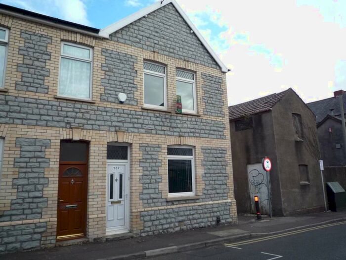 3 Bedroom House To Rent In Merthyr Street, Barry, Vale Of Glamorgan, CF63