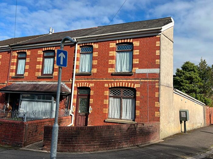 3 Bedroom End Of Terrace House For Sale In Stanley Road, Skewen, Neath, Neath Port Talbot., SA10