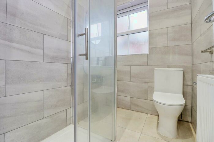 1 Bedroom Flat To Rent In Fosse Road Central, Leicester, LE3