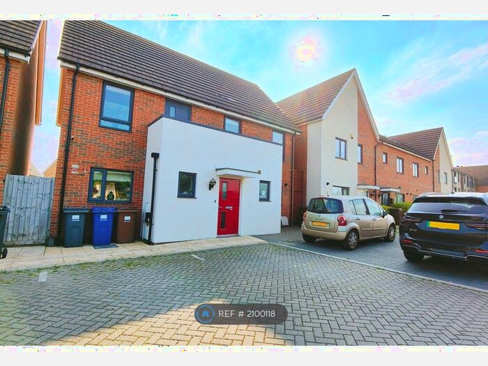 4 Bedroom Detached House To Rent In Brinson Way, Aveley, South Ockendon, RM15