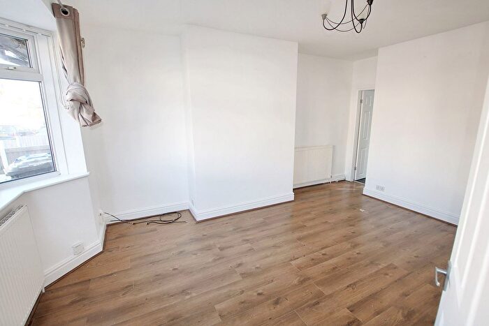 2 Bedroom End Of Terrace House To Rent In South Avenue, Warrington, WA2