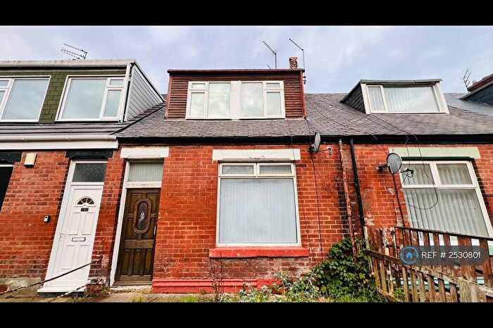 3 Bedroom Terraced House To Rent In Somerset Cottages, Sunderland, SR3