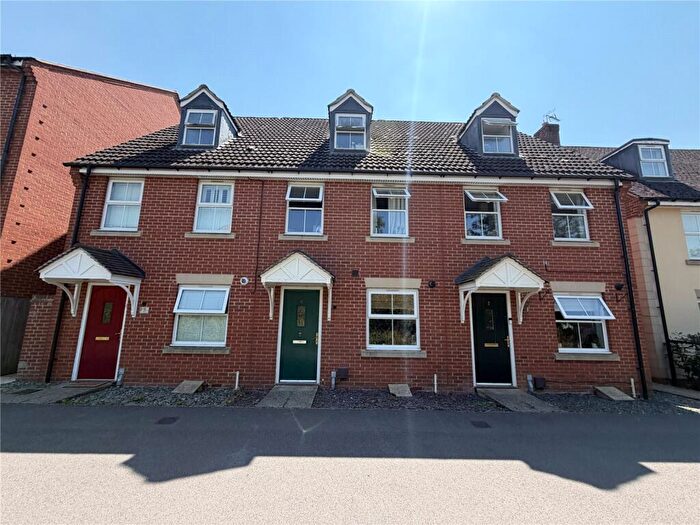 3 Bedroom Terraced House To Rent In Lavinia Walk, Taw Hill, Swindon, Wiltshire, SN25