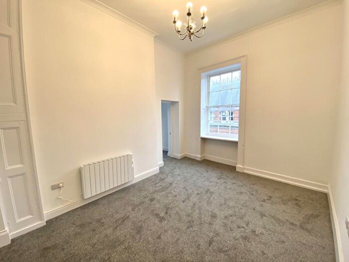 2 Bedroom Flat To Rent In Queens Head Chambers, Newark, NG24
