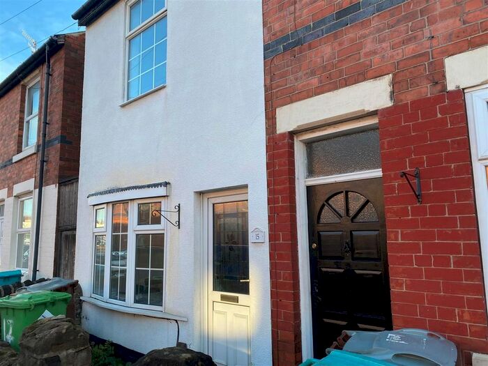 2 Bedroom End Of Terrace House For Sale In Chatsworth Avenue, Basford