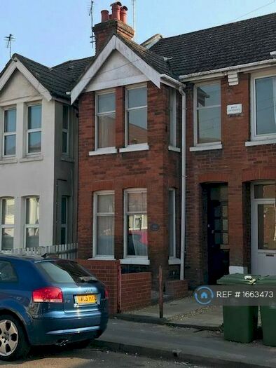 3 Bedroom Terraced House To Rent In Park Road, Southampton, SO15