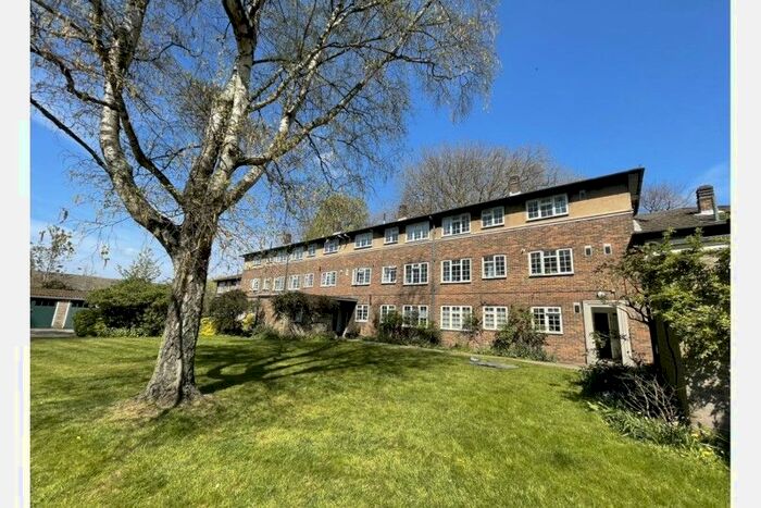 2 Bedroom Flat To Rent In Stanhope Road, London, N6