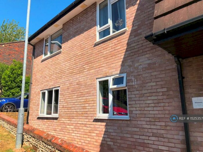 2 Bedroom Flat To Rent In Leahurst Court Road, Brighton, BN1