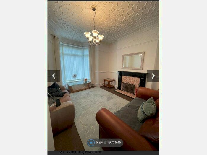 1 Bedroom Property To Rent In Gwydr Crescent, Uplands, Swansea, SA2