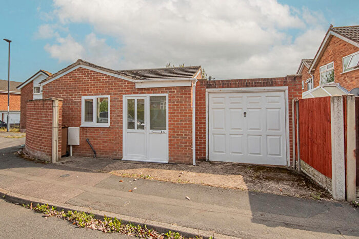 1 Bedroom Detached Bungalow For Sale In Haines Close, Sinfin, DE24