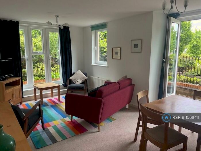 2 Bedroom Flat To Rent In Cromwell Road, Cambridge, CB1