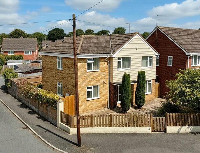 4 Bedroom Detached House For Sale In Hatherleigh Road, St Thomas, EX2