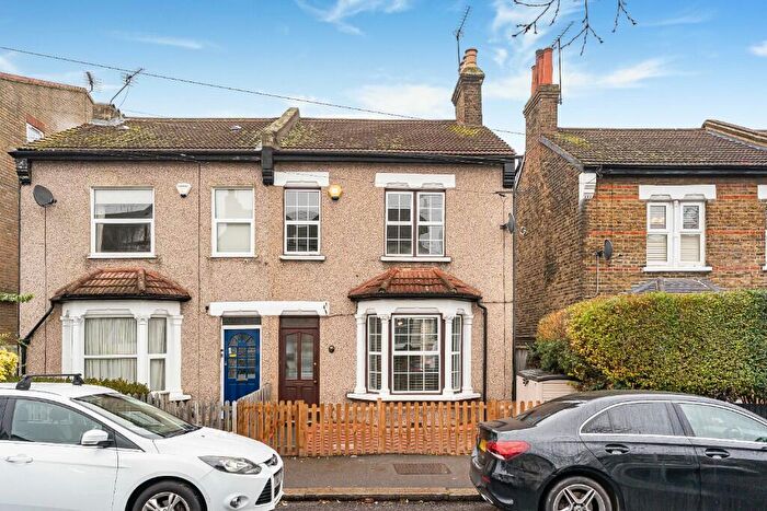 3 Bedroom Semi-Detached House For Sale In Daisy Road, London, E18