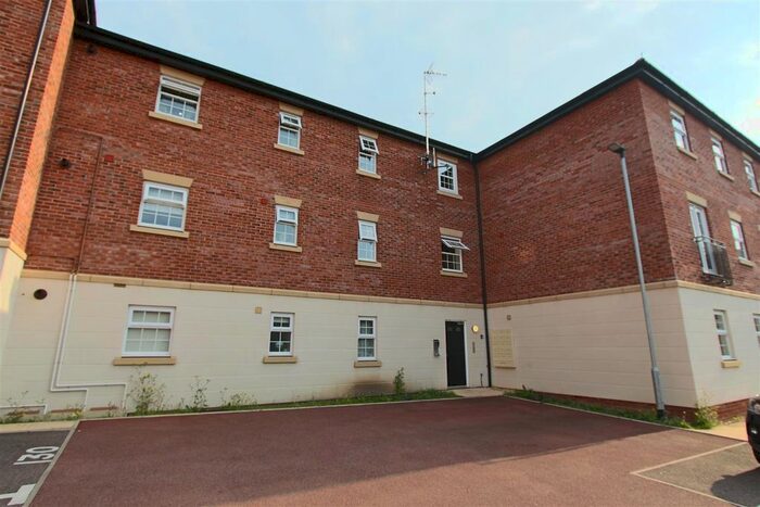 2 Bedroom Flat To Rent In Horse Fair Lane, Rothwell, Kettering, NN14