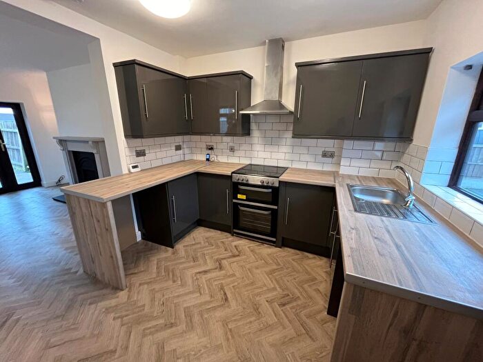 3 Bedroom Terraced House To Rent In Colliery Row, Church Gresley, DE11