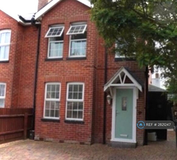1 Bedroom Maisonette To Rent In Gordon Road, Christchurch, BH23