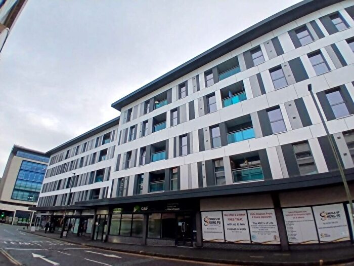 2 Bedroom Apartment To Rent In Cromwell Road, Redhill, RH1