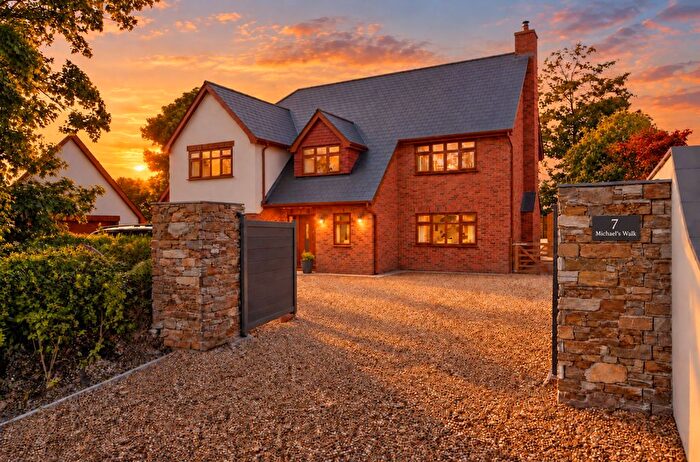 5 Bedroom Detached House For Sale In Michaels Walk, Cosheston, SA72