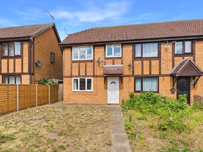 3 Bedroom End Of Terrace House To Rent In The Mallards, Lakenheath, Brandon, IP27