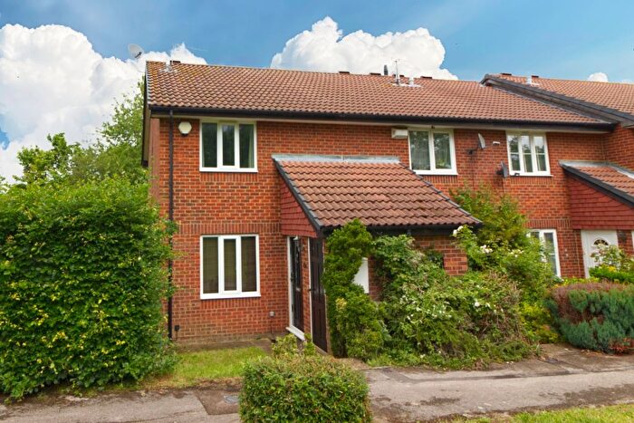 2 Bedroom Semi-Detached House To Rent In Burgess Gardens, Newport Pagnell, MK16