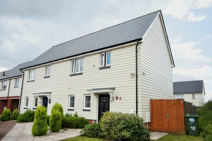 2 Bedroom Semi-Detached House For Sale In Radley Crescent, Basildon, Essex, SS15