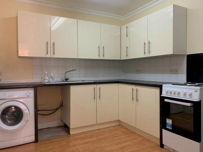 2 Bedroom Property To Rent In Cowbridge Road East, Canton, Cardiff CF5