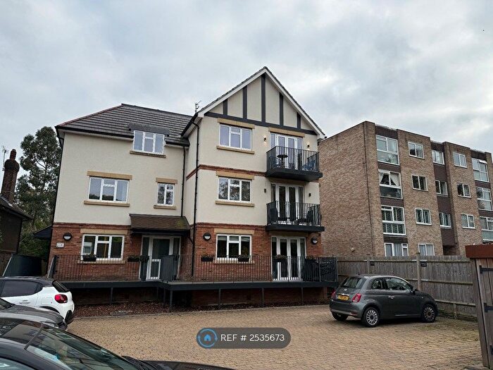 2 Bedroom Flat To Rent In L'ancresse Villas, Beckenham, BR3