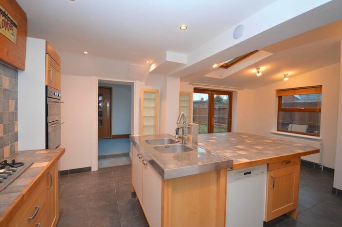 5 Bedroom Property To Rent In Sackville Street, Raunds, Wellingborough, NN9