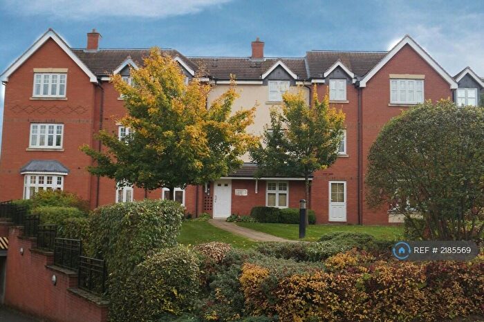 2 Bedroom Penthouse To Rent In Chancel Court, Solihull, B91