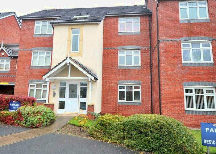 1 Bedroom Apartment To Rent In Dean Road, Cadishead, M44