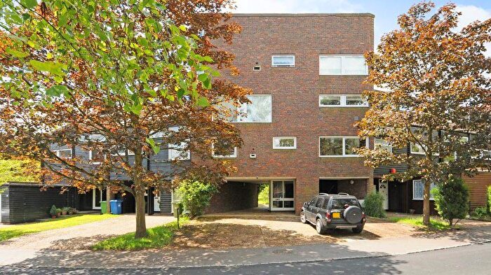 1 Bedroom Flat To Rent In Northcott, Bracknell, RG12