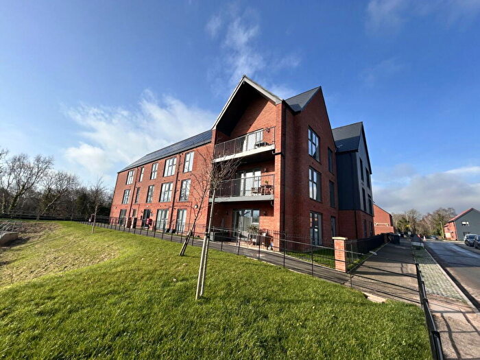 2 Bedroom Apartment For Sale In Platinum Apartments, Old Wharf Road, Amblecote, DY8