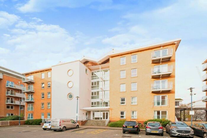 2 Bedroom Apartment To Rent In Ezel Court, Century Wharf, CF10