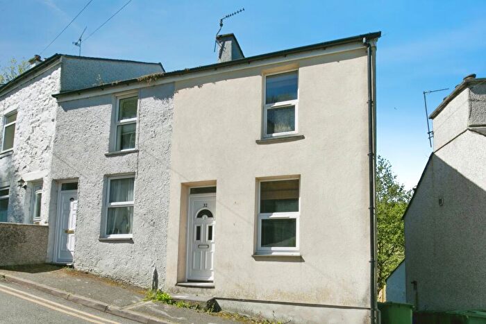 2 Bedroom Terraced House For Sale In Lon Pobty, Bangor, Gwynedd, LL57