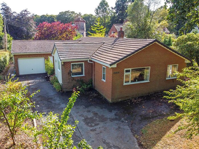 3 Bedroom Detached Bungalow For Sale In Elsdon Lane, West Hill, EX11