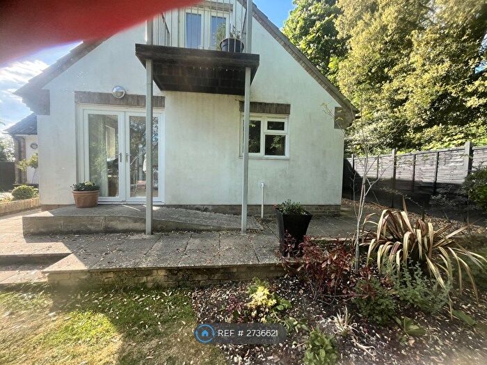 1 Bedroom Flat To Rent In Littlecot, Devizes, SN10