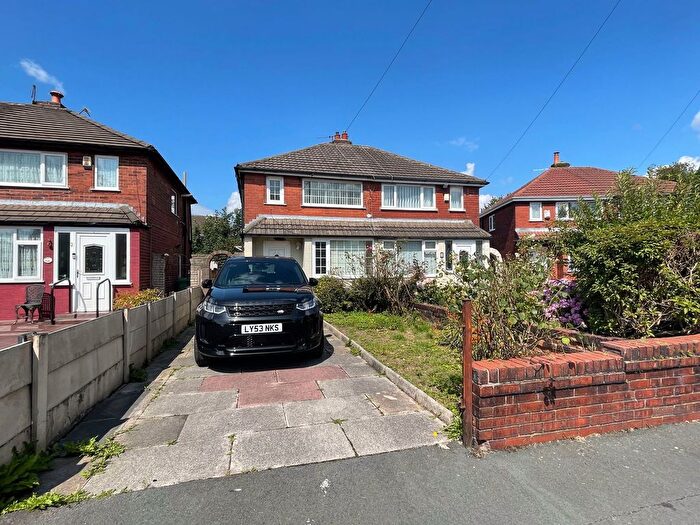 2 Bedroom Semi-Detached House To Rent In Franklyn Road, Manchester, M18