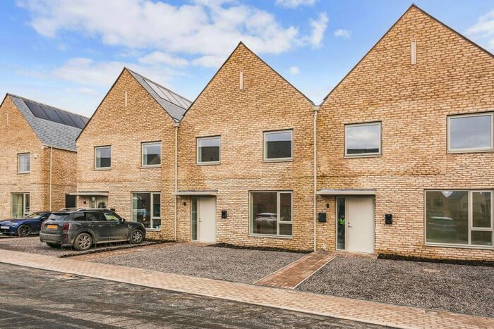 4 Bedroom Detached House For Sale In Orchard Field, Siddington, Cirencester, GL7