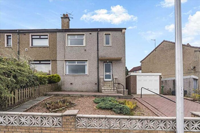 3 Bedroom Semi-Detached House To Rent In Windsor Avenue, FK1