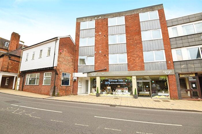 2 Bedroom Flat For Sale In St. Georges Street, Winchester, Hampshire, SO23