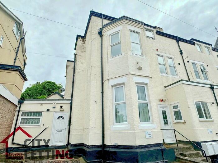 2 Bedroom Flat To Rent In Raleigh Street Nottingham, NG7