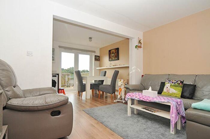 3 Bedroom End Of Terrace House For Sale In Bluebell Street, Plymouth. Bedroom Property In Derriford., PL6