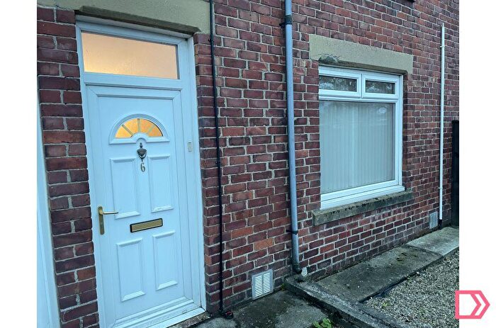 2 Bedroom Flat To Rent In Thompson Street, Bedlington, Northumberland, NE22