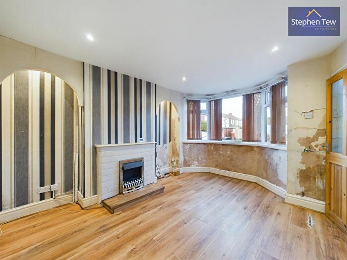 3 Bedroom Terraced House For Sale In Winton Avenue, Blackpool, FY4