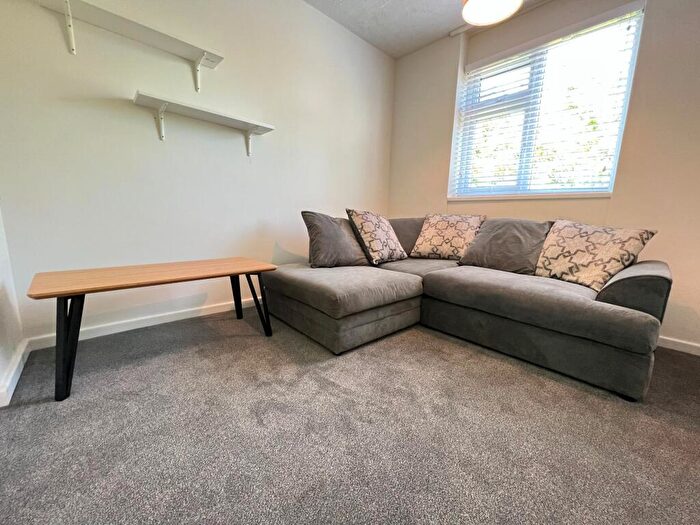 2 Bedroom Apartment To Rent In Sycamore Court, Beeston, Nottingham, NG9