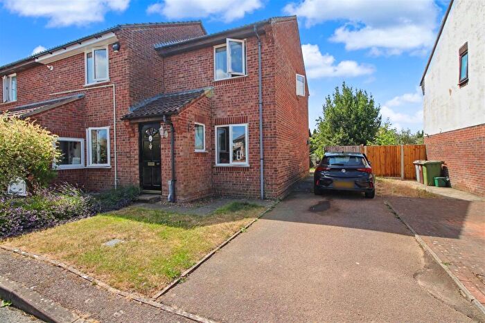 2 Bedroom End Of Terrace House For Sale In Pyehurn Mews, Taverham, Norwich, NR8
