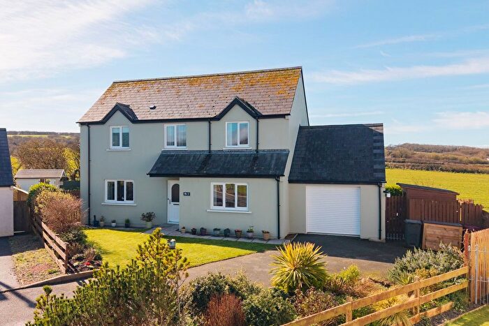 4 Bedroom Detached House For Sale In West Bay Close, Angle, Pembroke, SA71