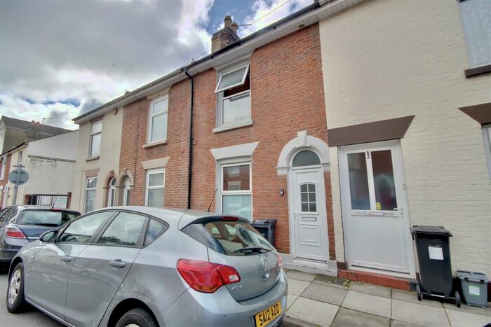 3 Bedroom Terraced House To Rent In Garnier Street, Portsmouth, PO1